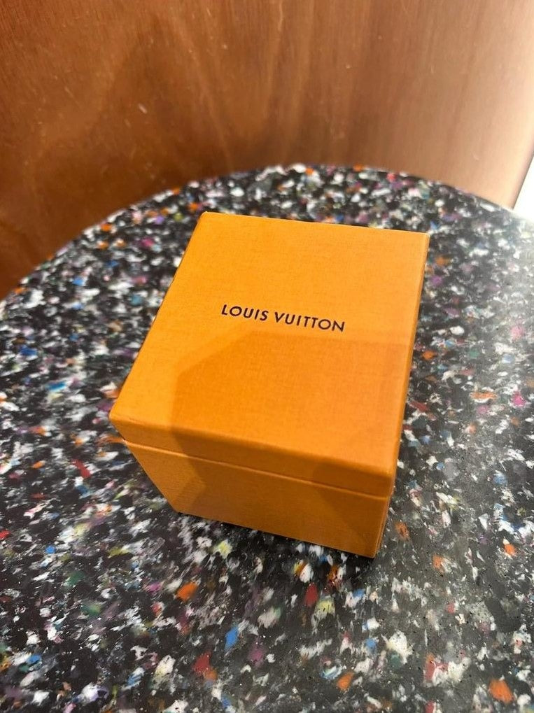 Louis Vuitton Lv Volt One boucle d’oreille or blanc diamant
