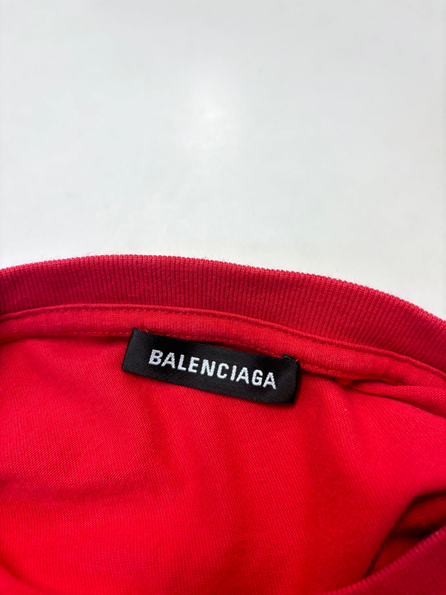 Tshirt rouge Balenciaga - M