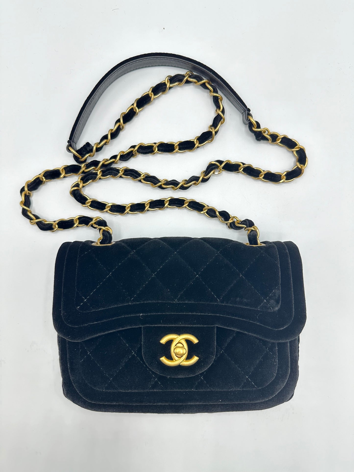 Sac Classique Mini Chanel en velours