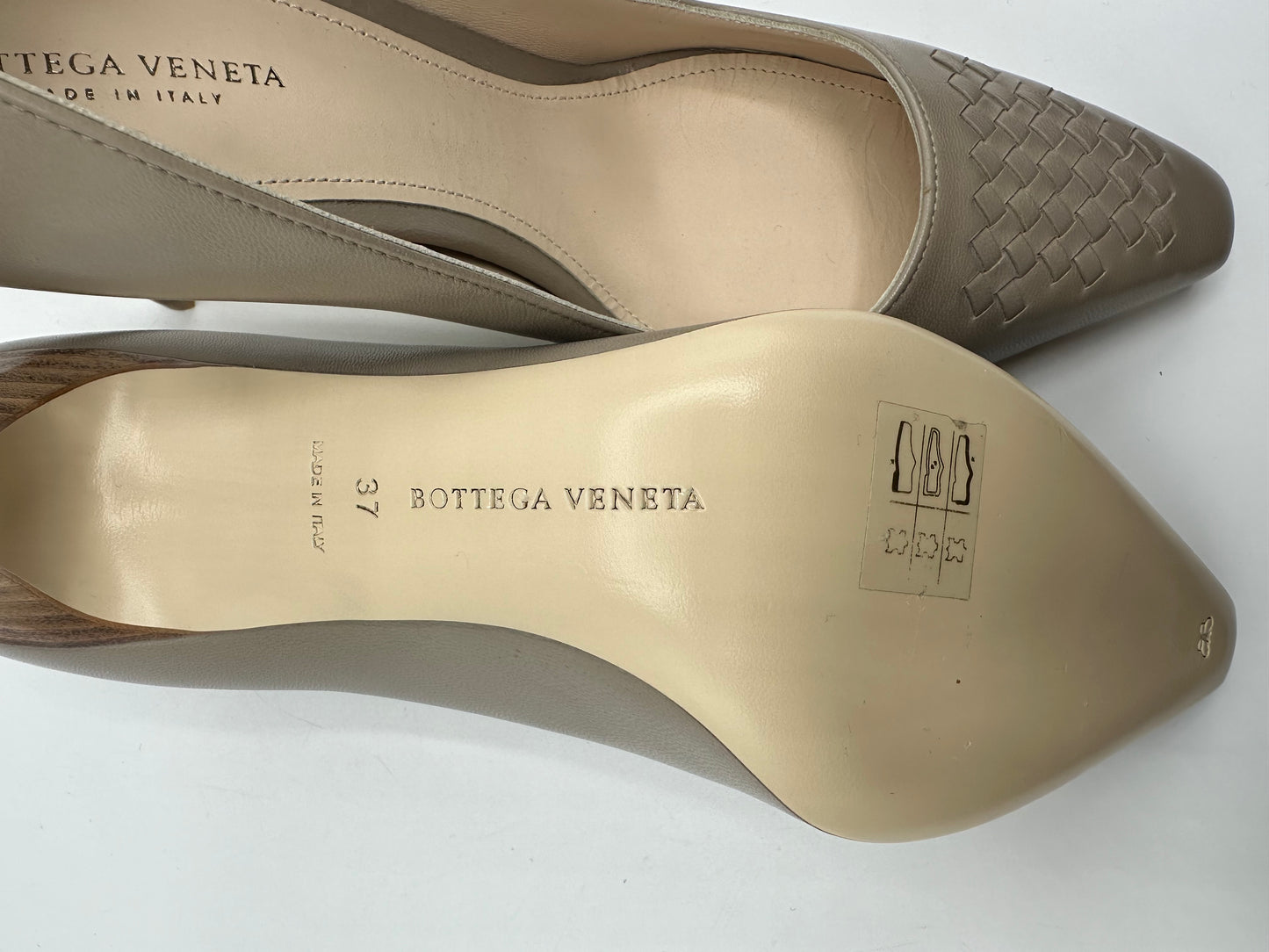 Escarpins cuir gris Bottega Veneta - 37