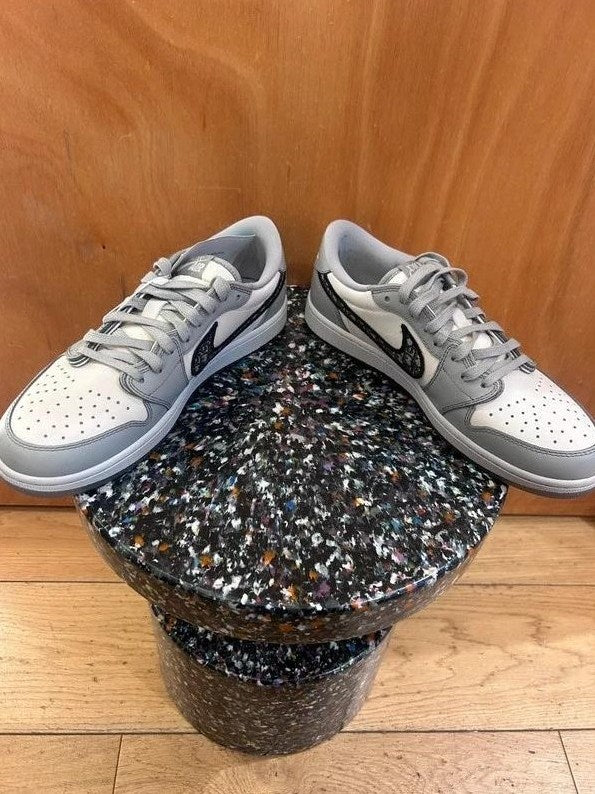 Nike x Dior Air Dior Low sneakers cuir gris et blanc édition limitée