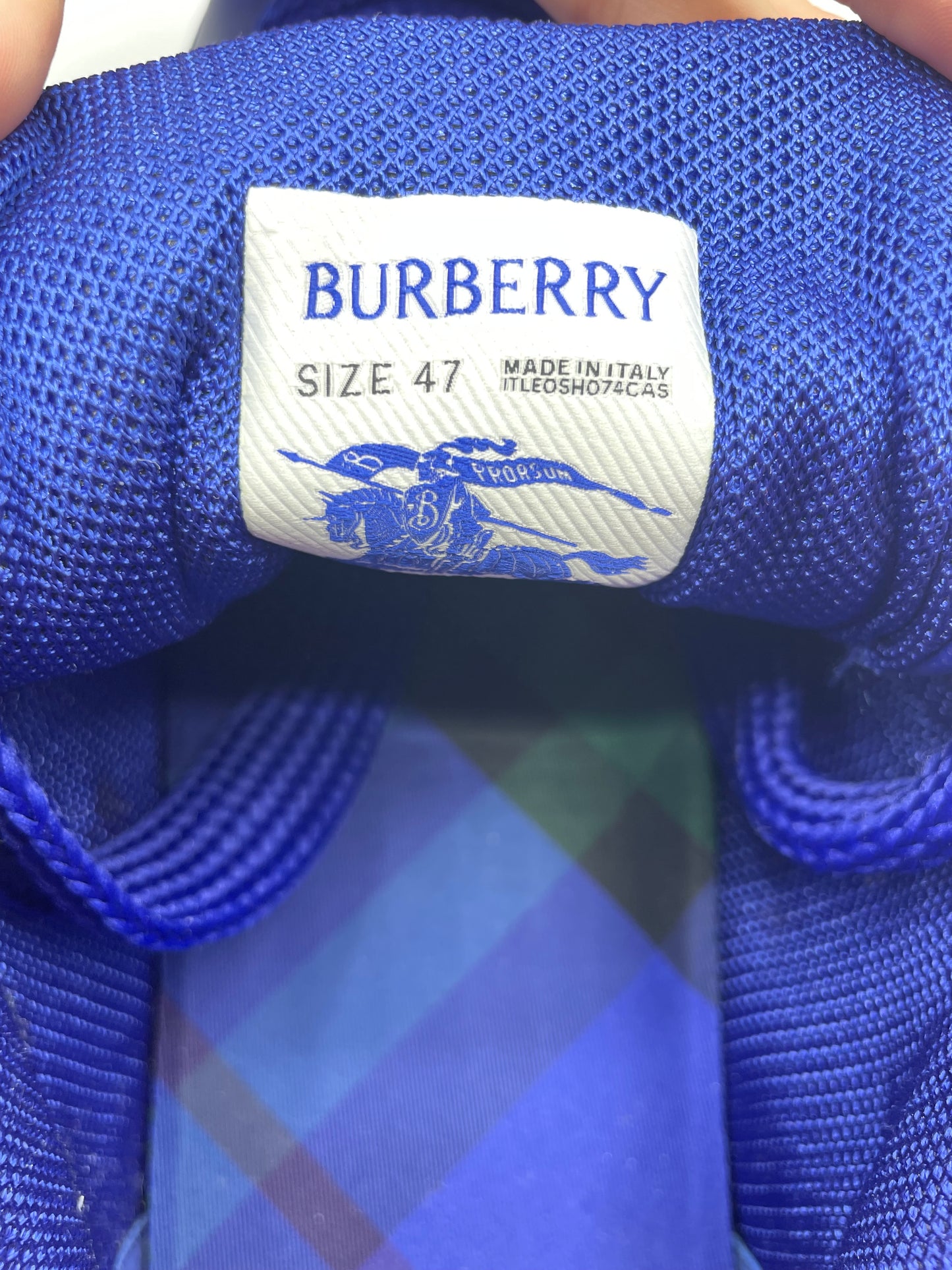 Sneakers Box Burberry - 47