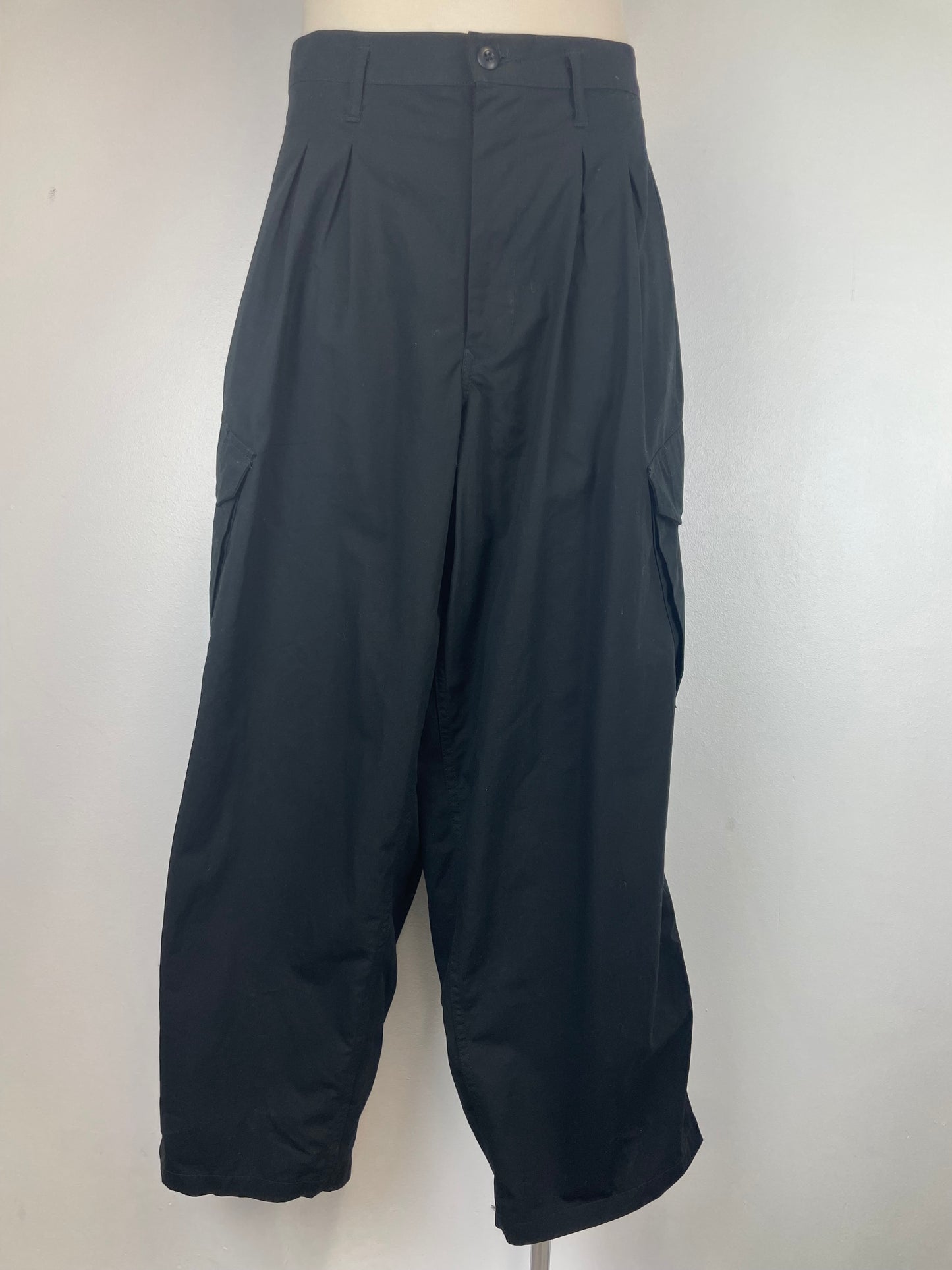 Pantalon noir large Yohji Yamamoto - L