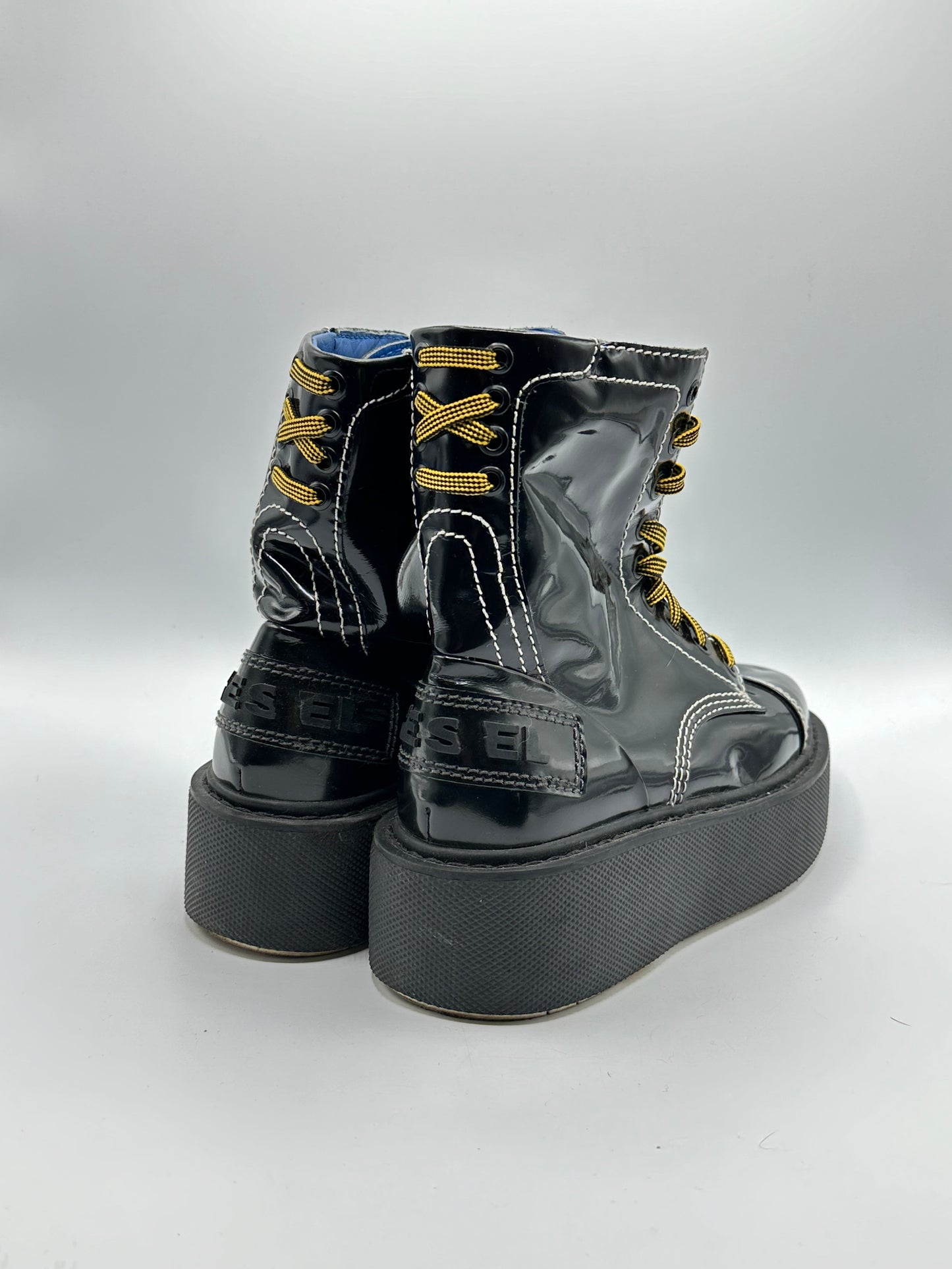 Bottines noires à lacets Diesel - 39