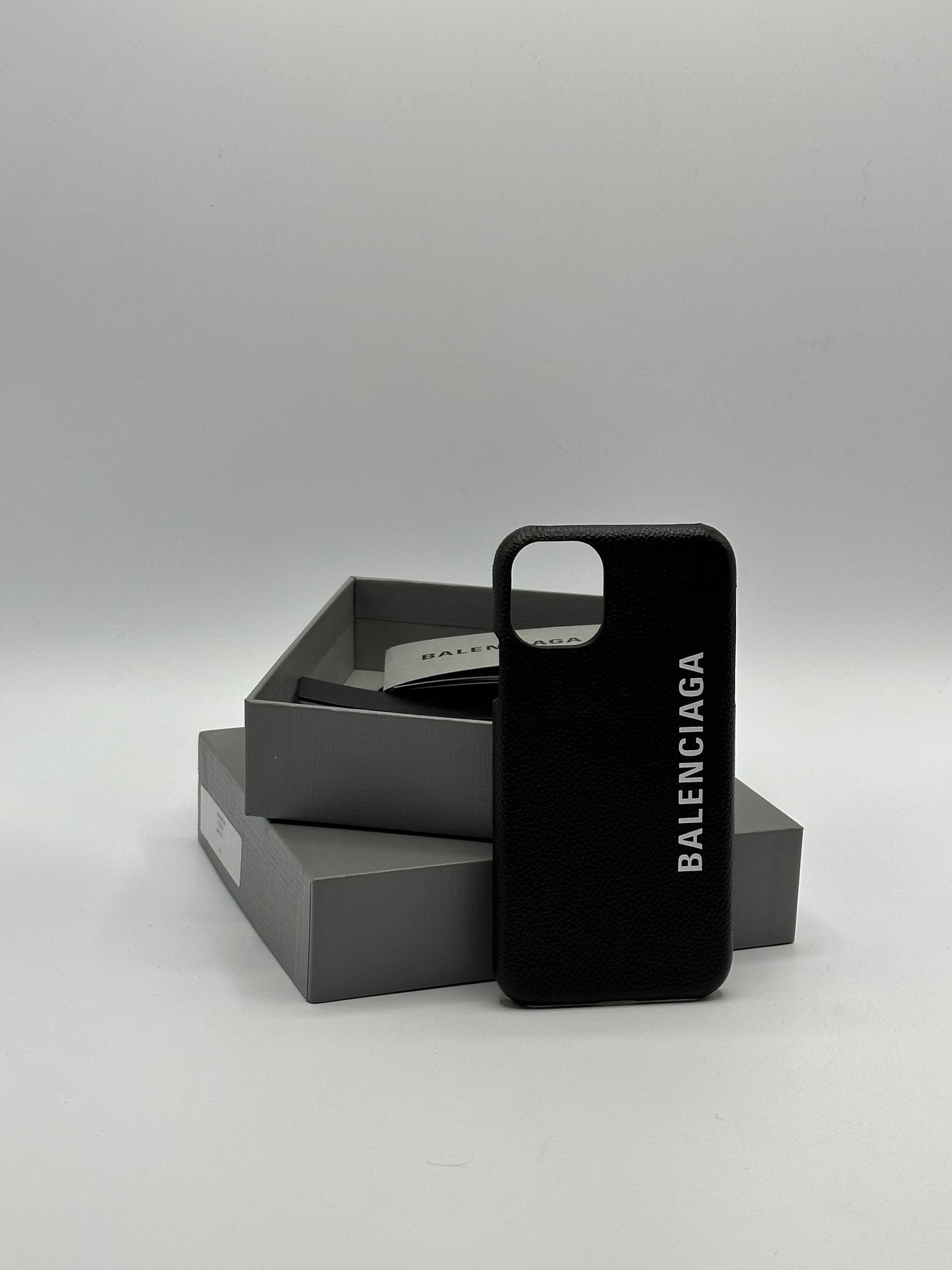 Coque iphone noire Balenciaga