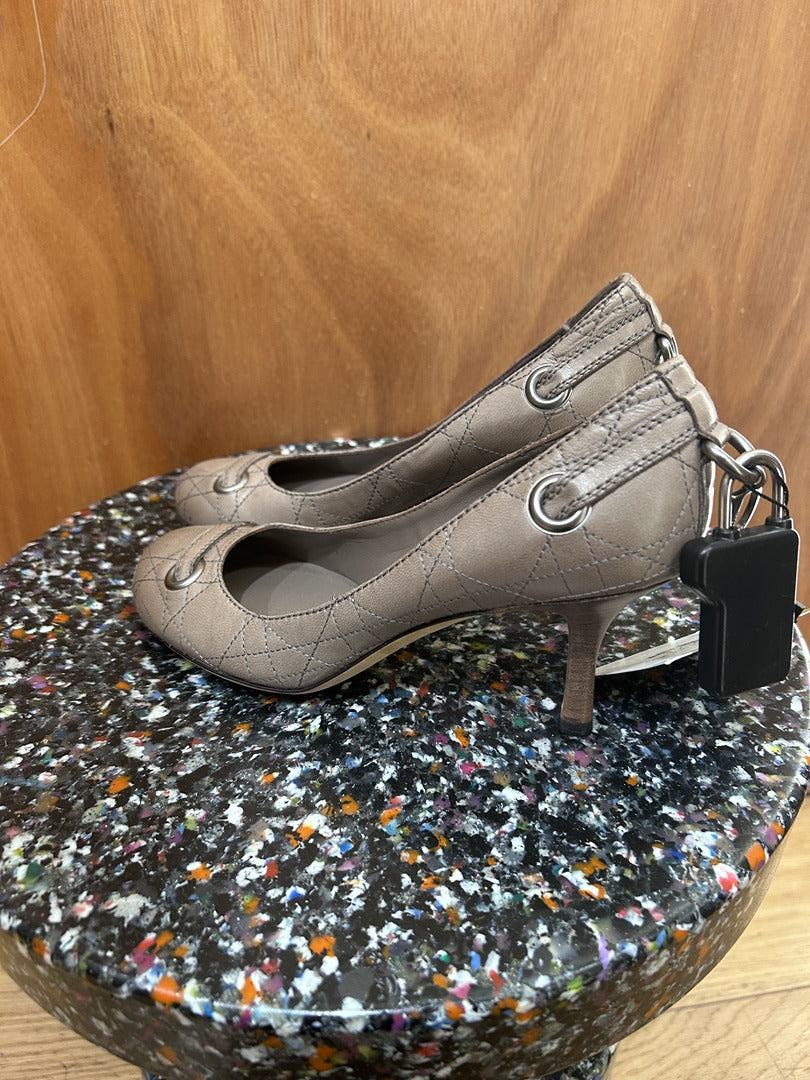 escarpins Dior - beige - Très bon état