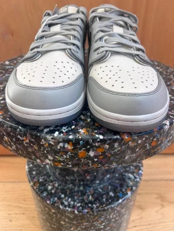 Nike x Dior Air Dior Low sneakers cuir gris et blanc édition limitée