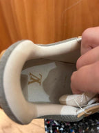 Louis Vuitton Lv Trainer sneakers cuir métallisé argent taille 42